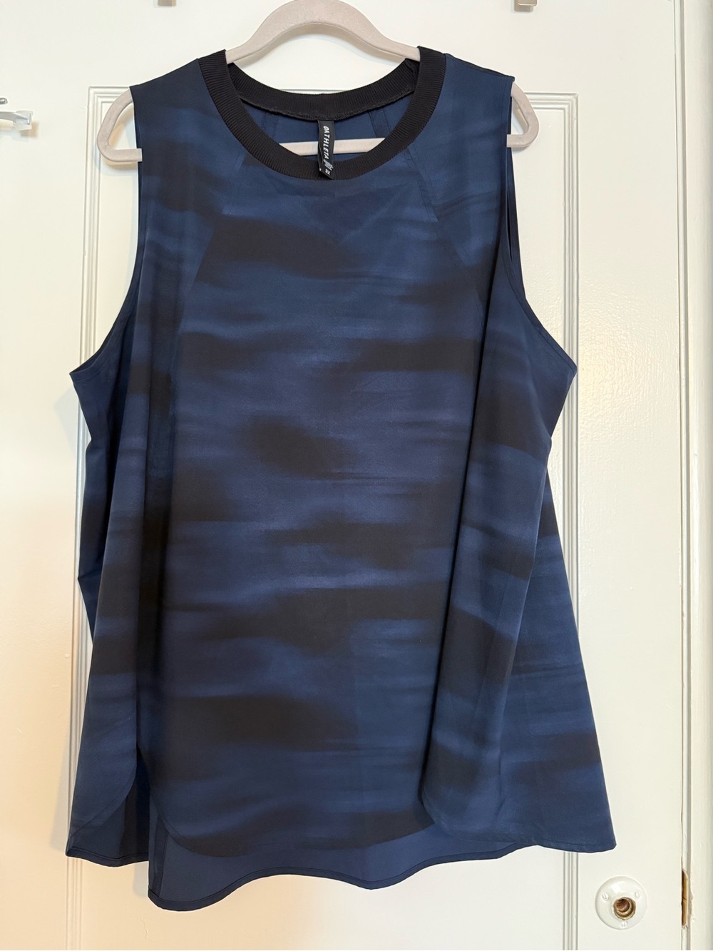 Women's Sleeveless Tank Top - Navy/Black